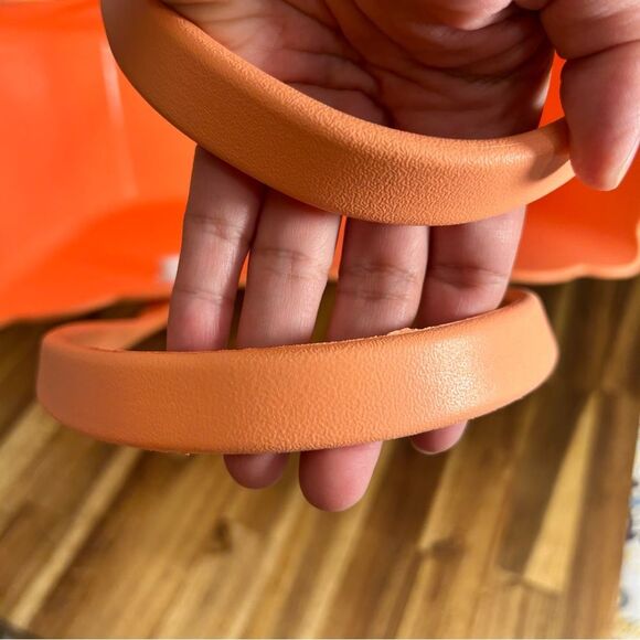 Rose Scalloped Versa Tote Coral - Picture 5 of 16